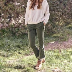 The GREAT. The Trouser Nerd Cropped Kick Flare Pant Pine Green 24